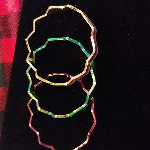 Bracelets - Picture 3 of 3